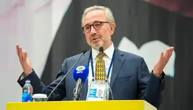 Hamdi Akın İstifa İddialarını Yalanladı!